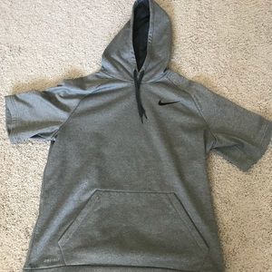 Men’s Nike short sleeve hoodie